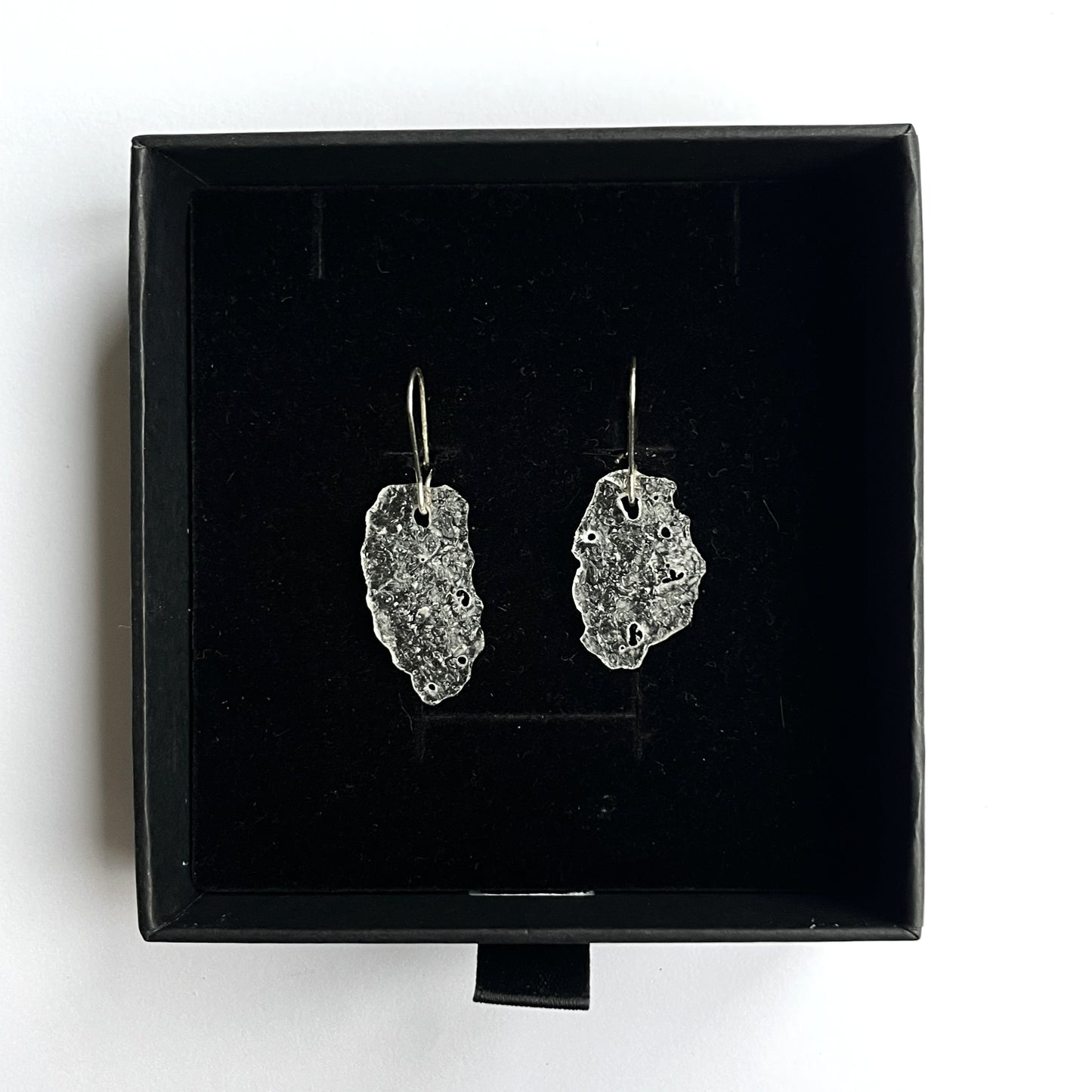 Wave - uhani iz prozornega stekla